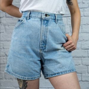 Vintage 90’s Lee Mom Jean Shorts High Rise